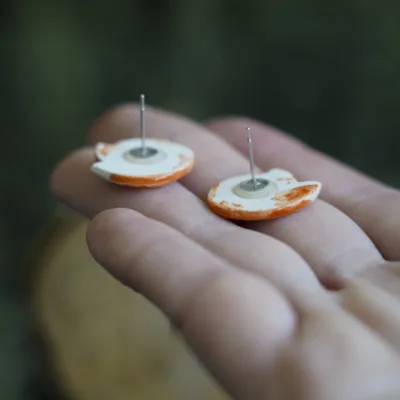 Oranžiniai kupsteliai