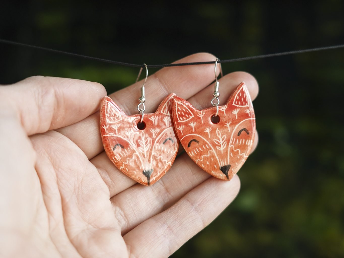 Išsipuošusios - Image 2