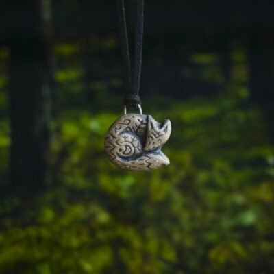 Mieganti laputė rudoji