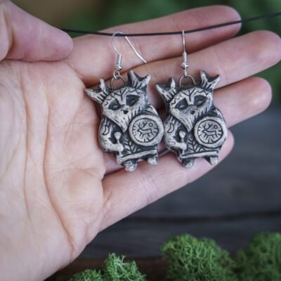 Reljefiniai auskarai Pilkieji šamanai