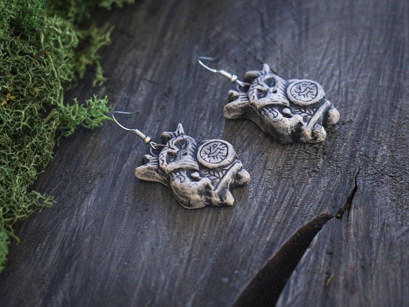 Reljefiniai auskarai Pilkieji šamanai - Image 6