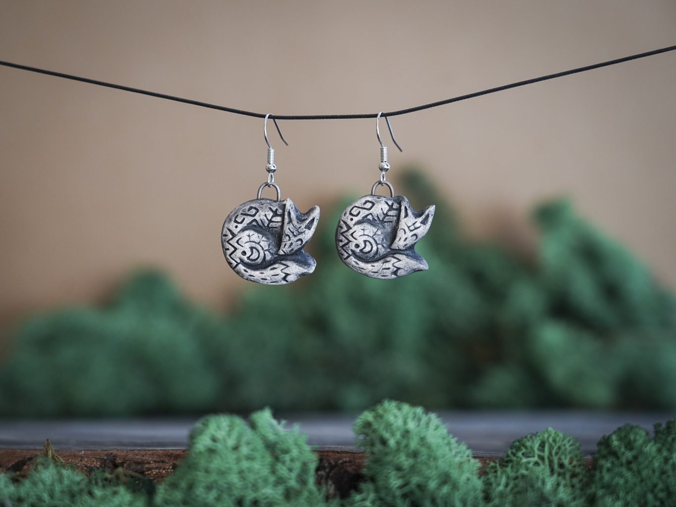 Reljefiniai auskarai Pilkosios lapės - Image 3