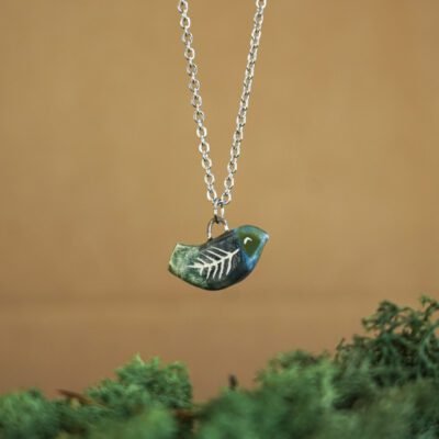 Žaliuoja ir dainuoja